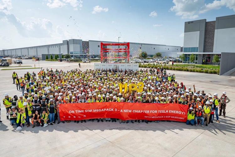 16 個月建成投產,特斯拉美國得州超級工廠開始量產 megapack 3 儲能